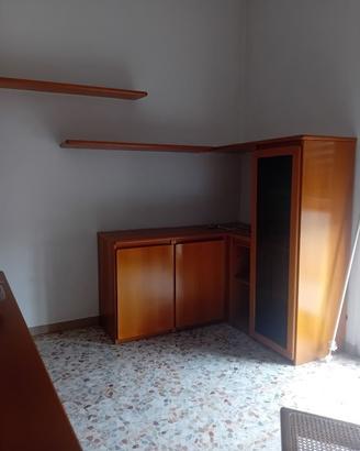 Mobile Soggiorno ad Angolo con Vetrina + 2 Mensole