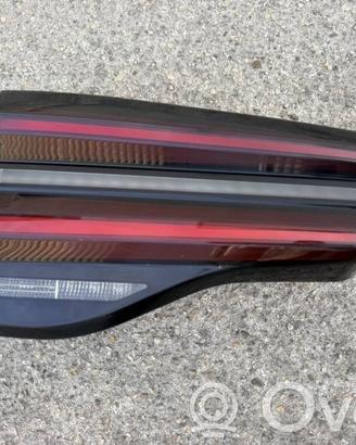 STOP Sx portellone BMW X3 G01 dal 2022 H3946305109