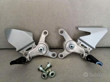 Mv Agusta pedane pilota 