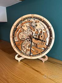 Orologio in legno modello ingranaggi