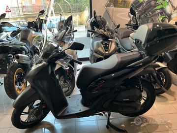 Honda SH 150 ANNO 2025 VERSIONE SPORT PRONTA CONSE
