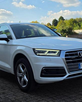 AUDI Q5 40 TDI Stronic