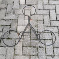 Porta vasi fiori in acciaio