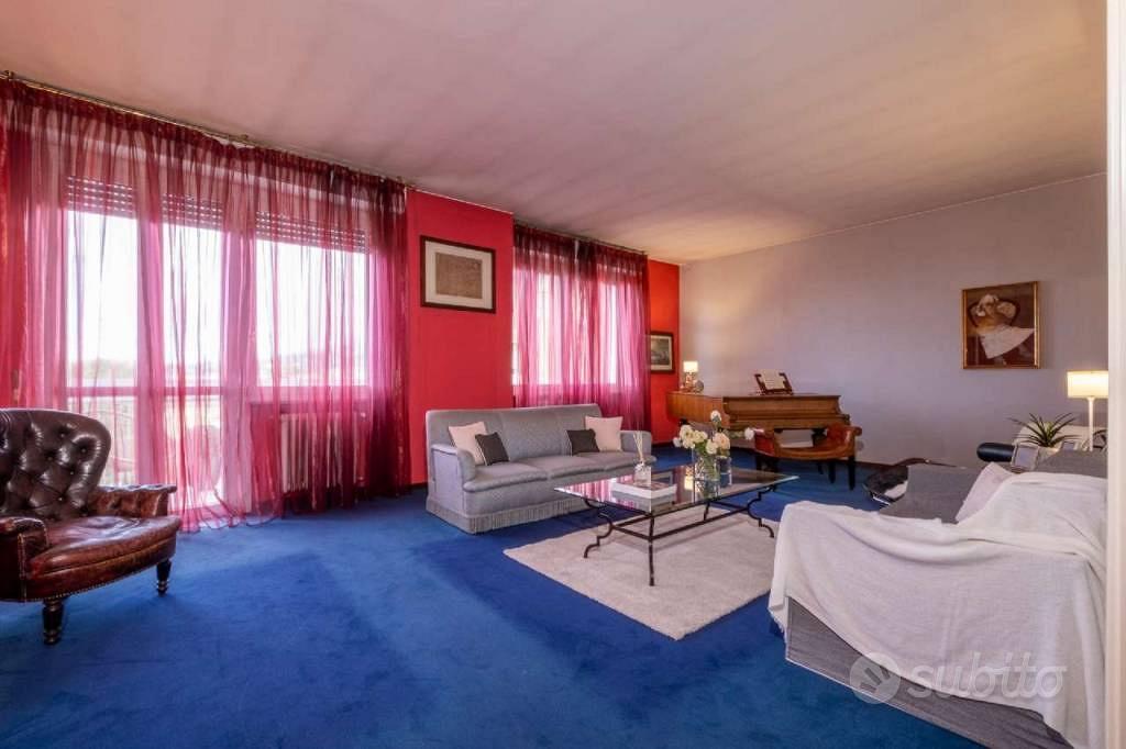 Appartamento di 157 m² con 5 locali e box auto a B