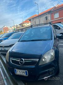 Opel zafira 2006