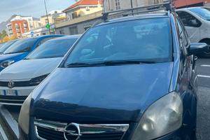 Opel zafira 2006