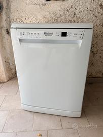 Lavastoviglie hot Point Ariston libera insta