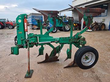 Aratro bivomere Pietro Moro