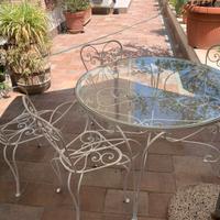 Tavolo da giardino in ferro battuto