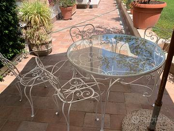 Tavolo da giardino in ferro battuto