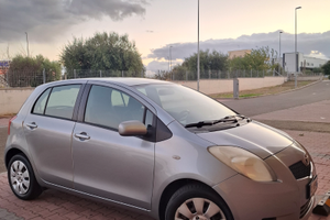 Toyota Yaris 2006 1.0 Benzina