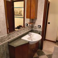 mobile bagno con specchio 