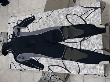 Tuta da sub più accessori