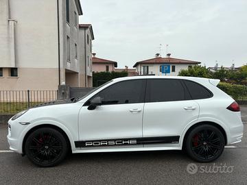 Porsche Cayenne 4.8 GTS 420 Cavalli Look Carbon