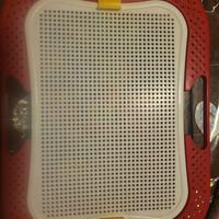 gioco dei chiodini con piccolo contenitore 