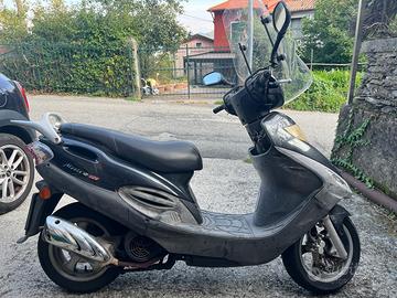 Scooter Kymco Movie 125