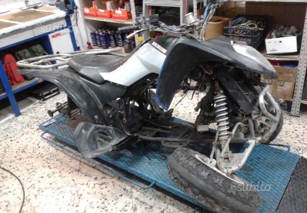 Smembro per ricambi quad kymco maxxer 300