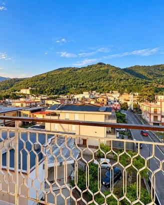 Appartamento di 140 m² con 4 locali e box auto a C