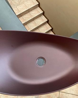 Lavabo in titanio colore bordeaux