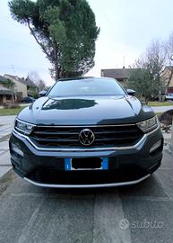 Volkswagen T-Roc TSI Business 110cv