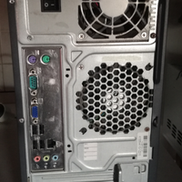 Computer fisso più tastiera