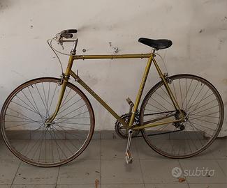 bici da corsa vintage adatta per eroica