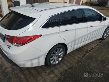 HYUNDAI i40 - 2013