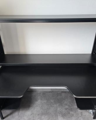 Scrivania da gaming IKEA FREDDE