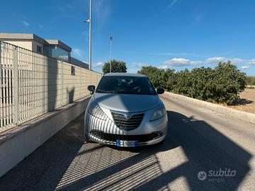 LANCIA Ypsilon 1.2 GPL DI CASA MADRE