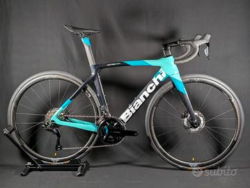 Bici da corsa Bianchi Oltre XR4 105 Di2 