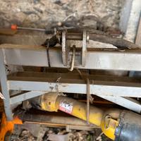 Fresa deleks spostamento idraulico