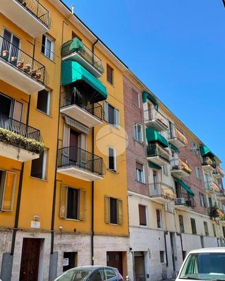 3 LOCALI A FERRARA