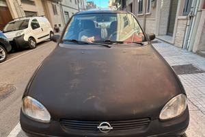 Opel Corsa 1999 – Solo 106.449 km – Economica