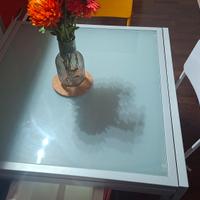 Tavolo in vetro temprato