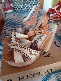 sandali