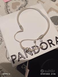 Pandora bracciale Moments con chiusura scorrevole 