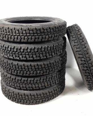 SET PNEUMATICI PIRELLI 135 90 16