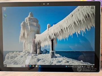 Microsoft Surface Pro 4  