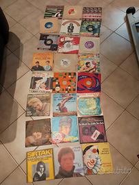 n 24  dischi 45 giri artisti vari