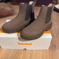 Mid Chelsea boots Timberland