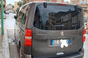 traveller 8posti peugeot