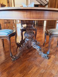 Mobilia in stile Luigi XV