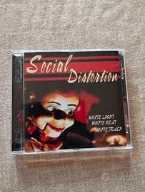 distortion White light White beat White trash