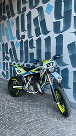 Husqvarna sm 125 2t (leggere la descrizione)