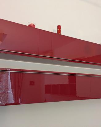 Coppia di pensili IKEA laccati rosso lucido