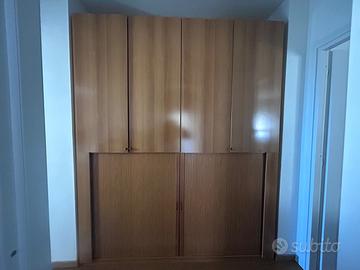 Armadio in legno Rossetti/Ginocchi (letto incluso)