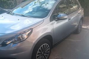 Peugeot 2008 1.2 benzina 