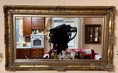 Specchio vintage con cornice barocca