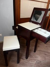 Mobile trucco-portagioie