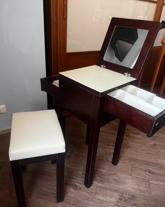 Mobile trucco-portagioie
